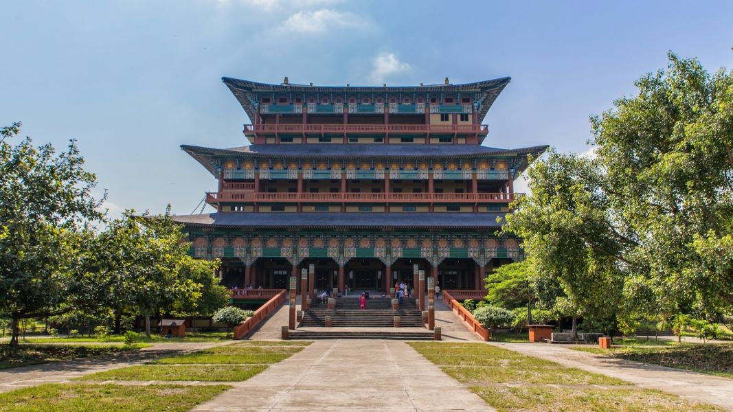 Korean Buddhist Temple (Dae Sung Shakya Sen)
